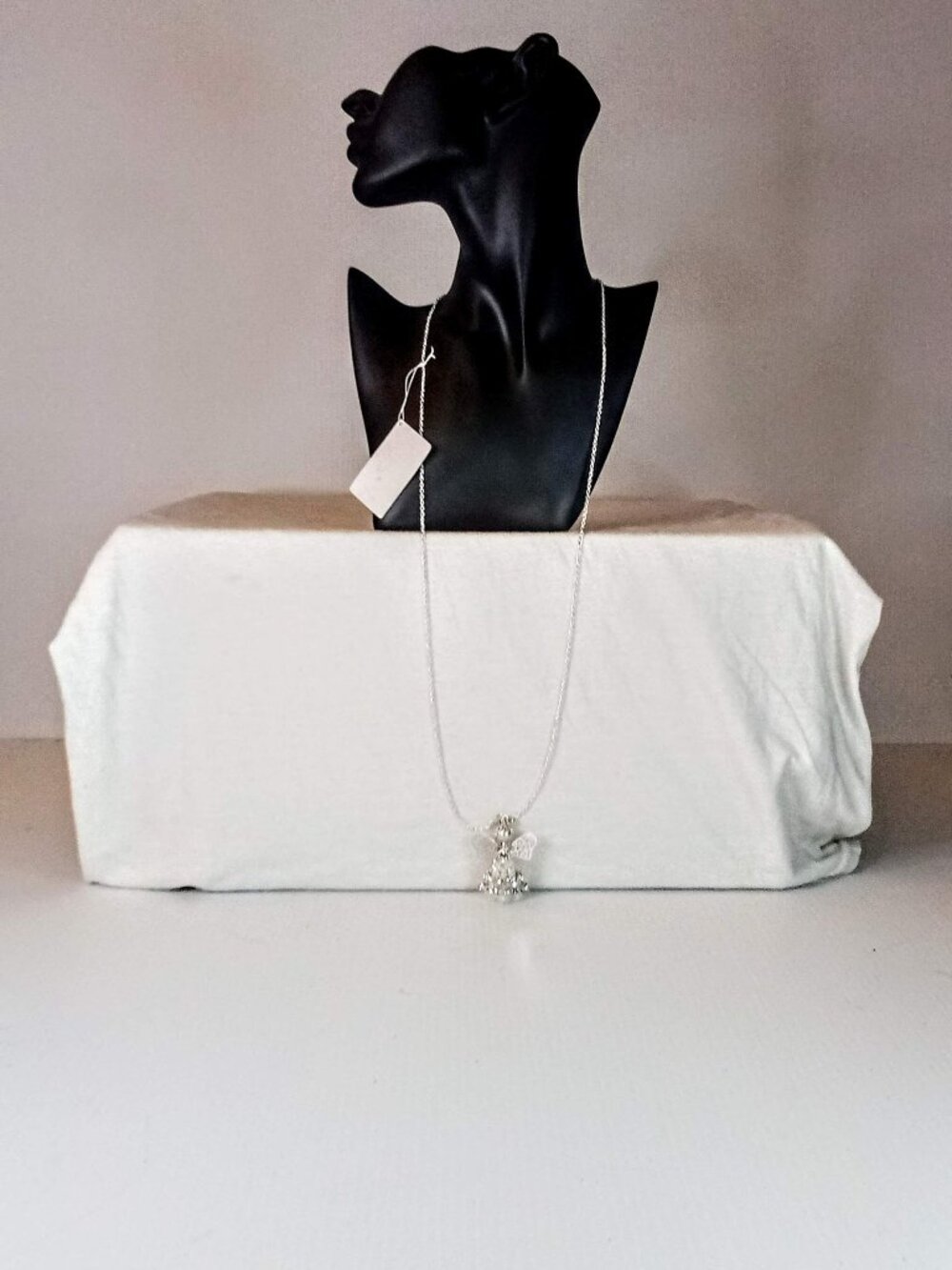 New Crystal Angle Necklace